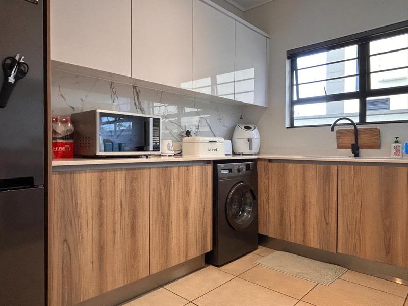 To Let 3 Bedroom Property for Rent in Sandown Western Cape